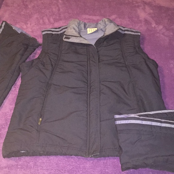 ✅Adidas jacket - Picture 7 of 7